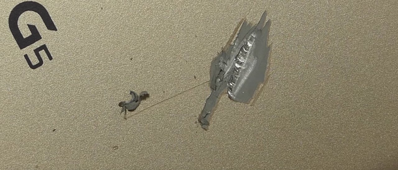 LG G5, telaio in alluminio e plastica