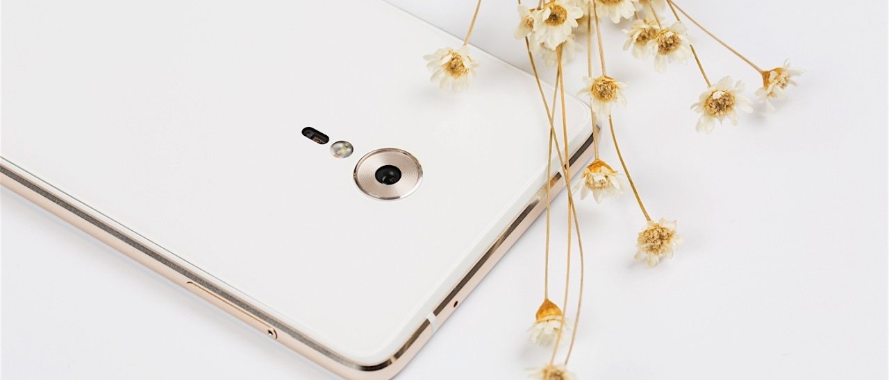 Lenovo ZUK Z2 Pro, smartphone e fitness tracker