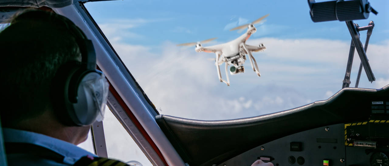 Un drone colpisce un aereo della British Airways