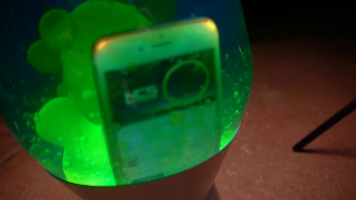 Torture iPhone - Lampada Lava