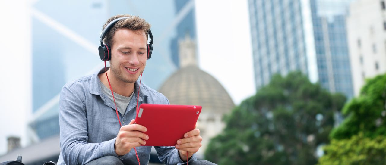 TIM sfida Audible con TIMreading Audiobook