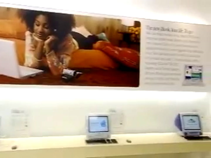 Inaugurazione Apple Store - Steve Jobs