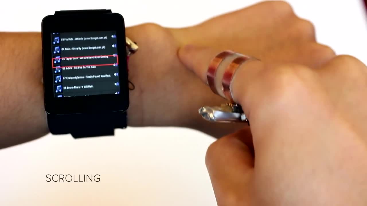 SkinTrack: lo smartwatch si controlla con la pelle