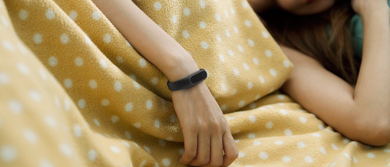 Xiaomi annuncia il Mi Band 2 con display OLED