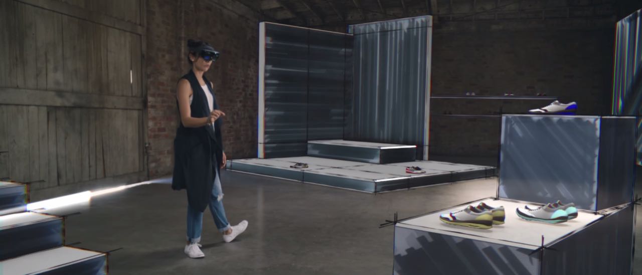 Microsoft lancia la piattaforma di mixed reality