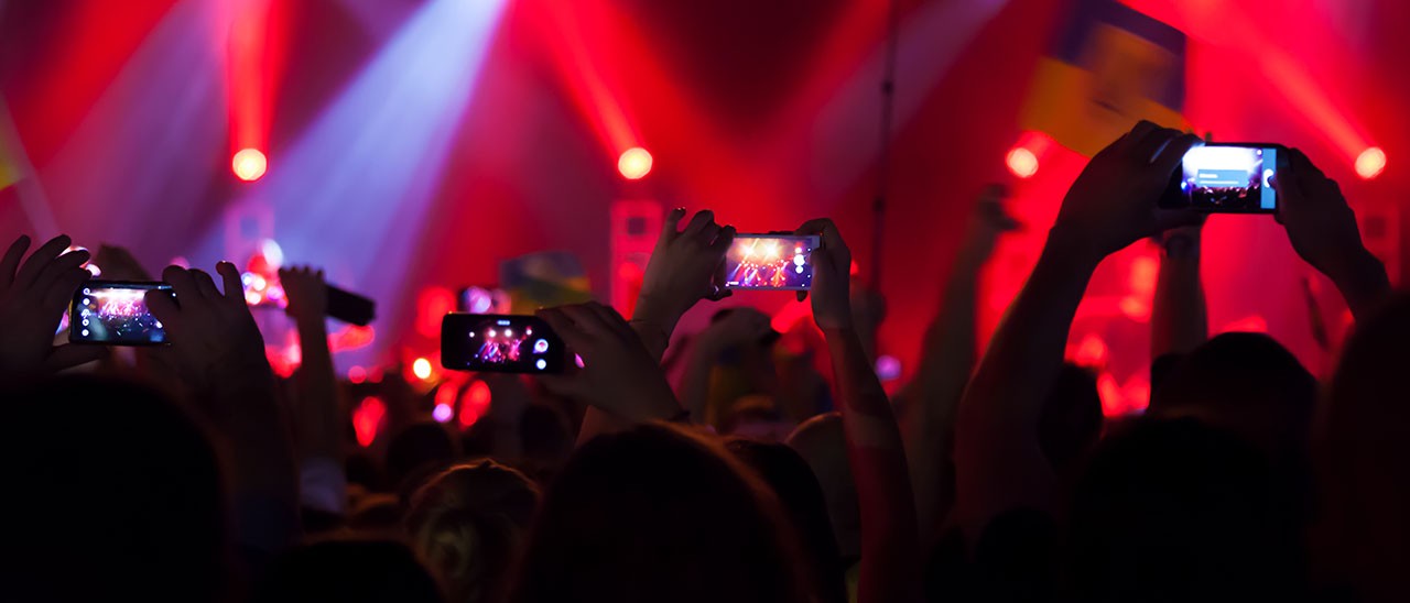 Apple: con un brevetto stop ai video ai concerti