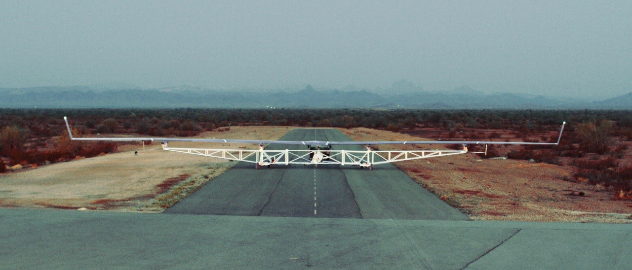 Facebook Aquila: il primo volo del drone solare
