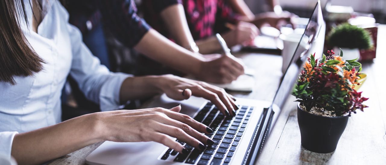 Ecommerce: i millennials si attirano con i video