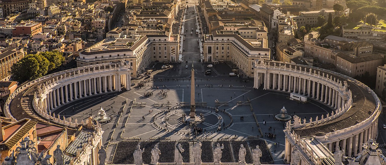 Canon e NTT Data: Biblioteca Vaticana in digitale