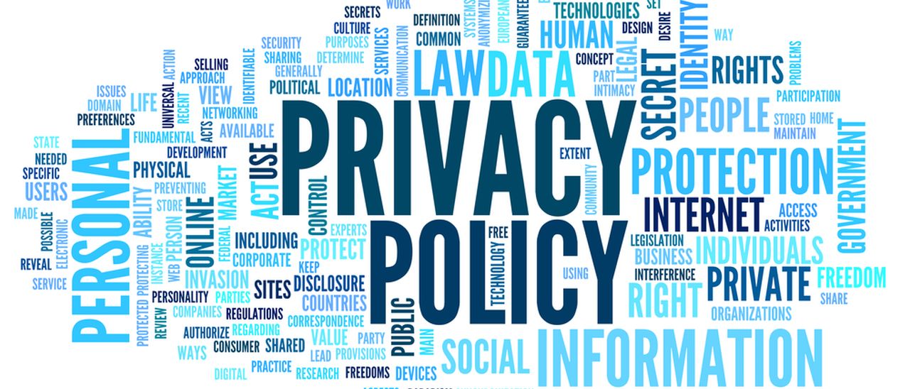 Difensori della privacy accusano WhatsApp