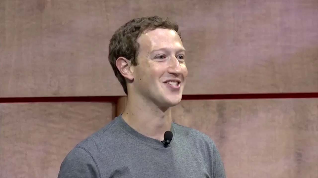 La lezione di Zuckerberg, tra latino e business