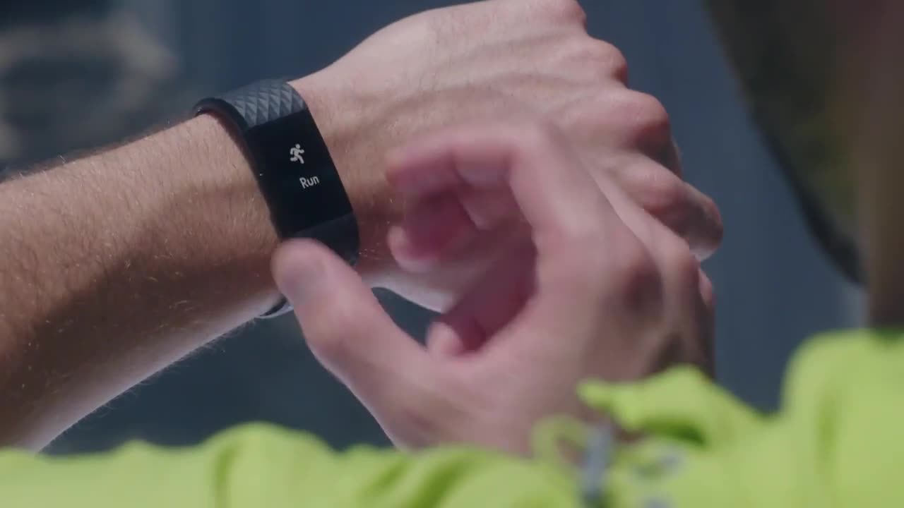 Fitbit presenta gli smartband Charge e 2 Flex 2