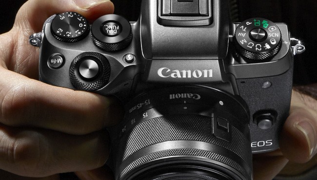 Canon EOS M5