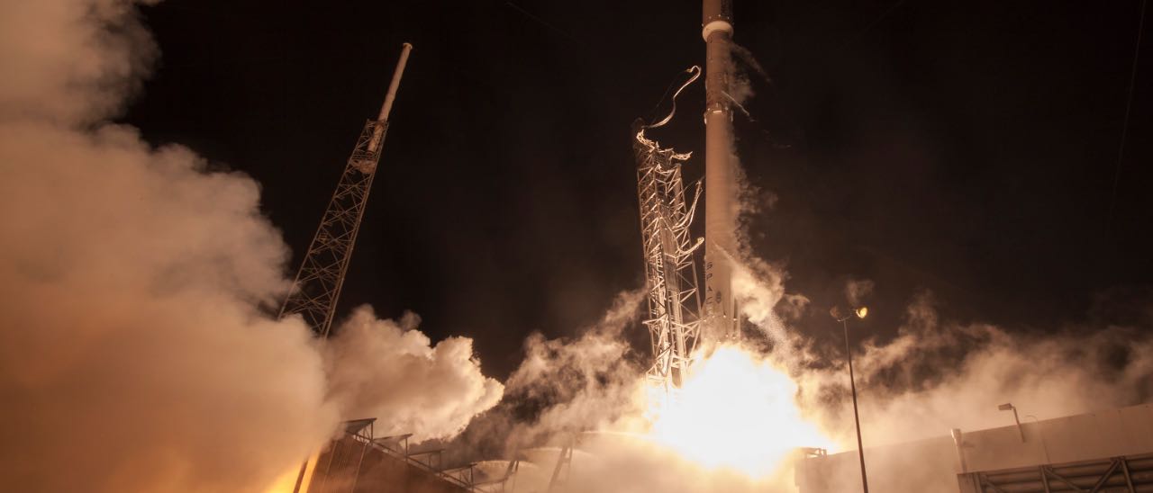 SpaceX porta al debutto il nuovo Falcon 9