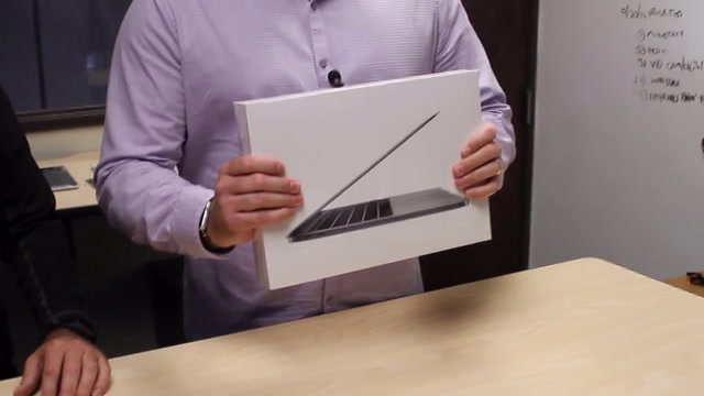MacBook Pro 2016 - Smontaggio