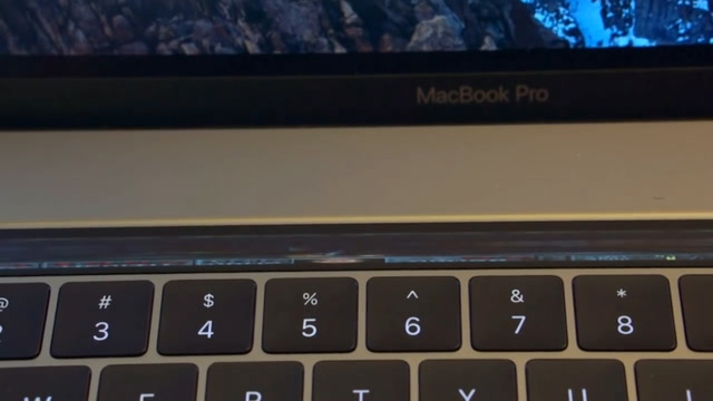 Doom su Touch Bar