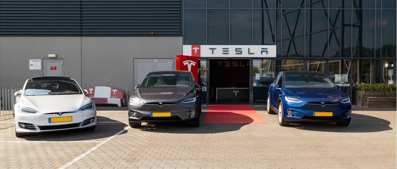 La Model 3 traina i conti di Tesla