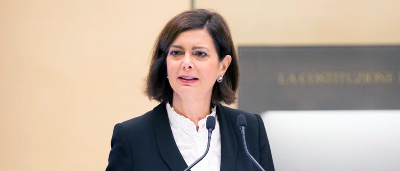 Boldrini querela tutti: il diritto e lo storto