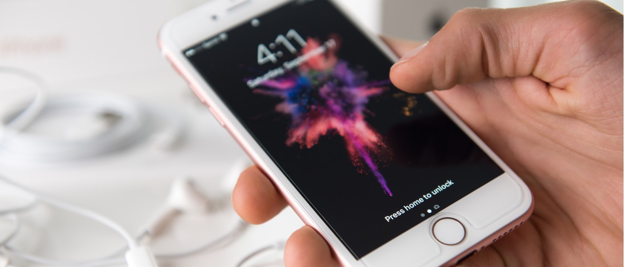 iPhone 8: Apple cerca un partner OLED aggiuntivo