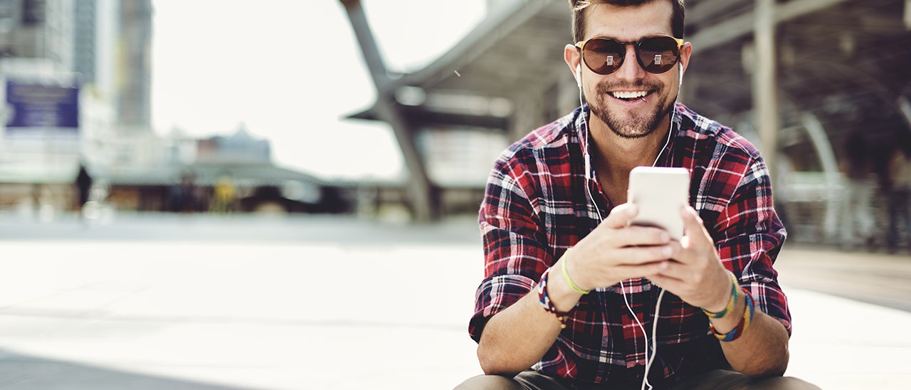 Musica in streaming: boom di abbonamenti nel 2016