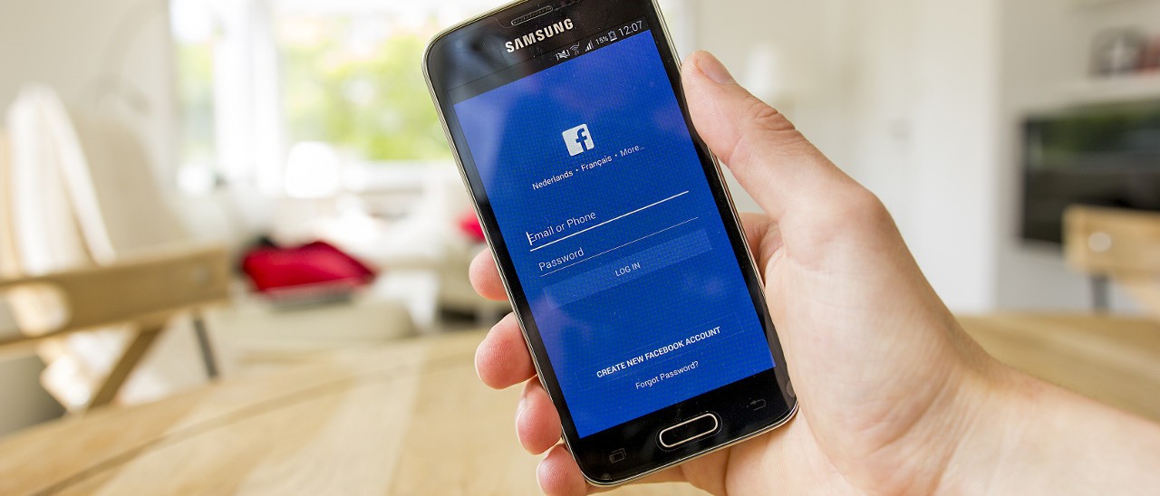 Facebook, articoli correlati contro le fake news