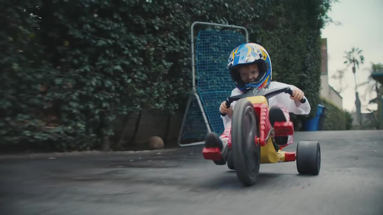 Lo spot di Ford per il Super Bowl: Go Further