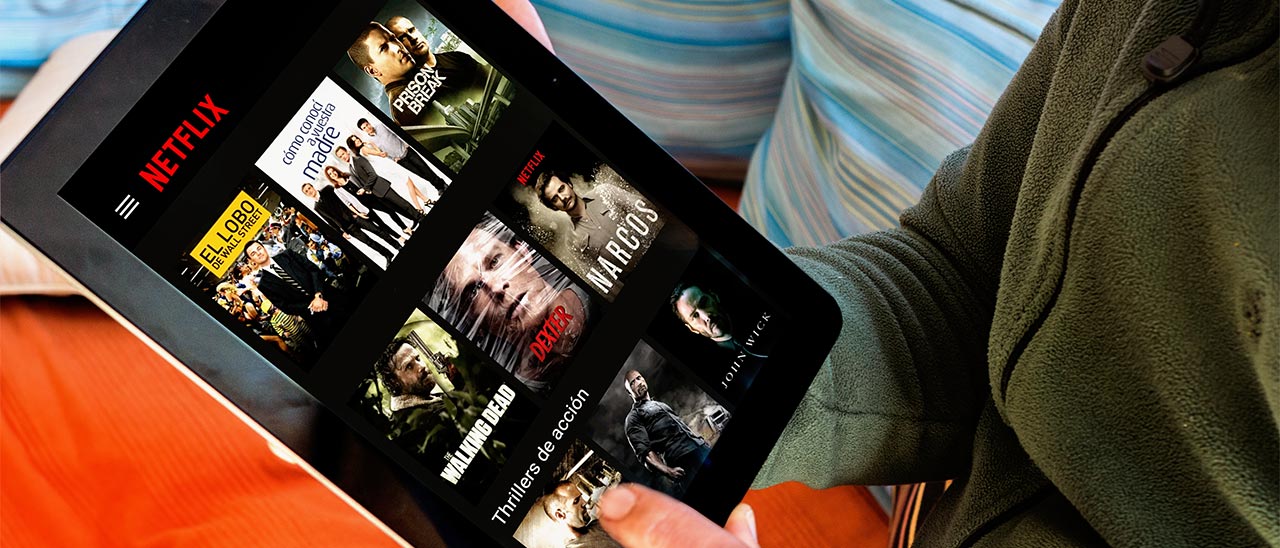 Netflix: contenuti offline anche su schede microSD