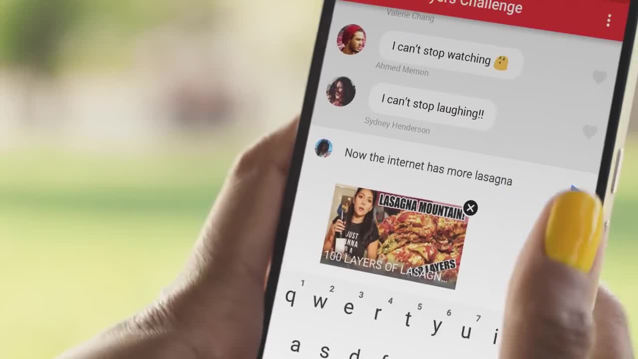 YouTube: sharing dei video e chat di gruppo