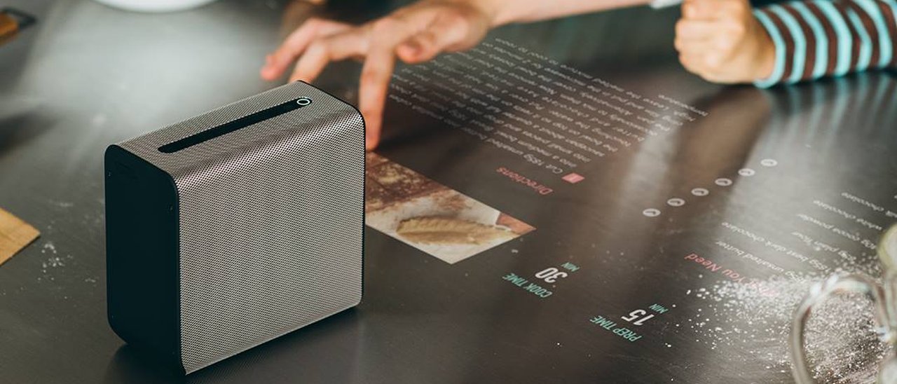 MWC 2017: Sony Xperia Touch e nuovi Xperia Ear