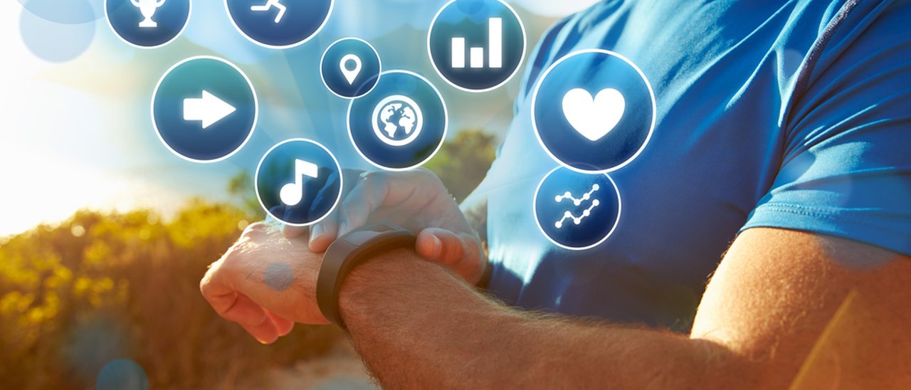 Mercato indossabili, non solo smartwatch