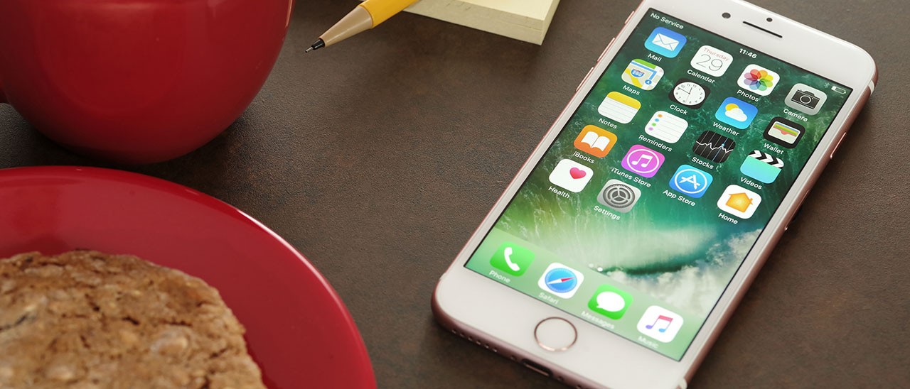 iPhone: dal 2018 tutti i modelli saranno OLED