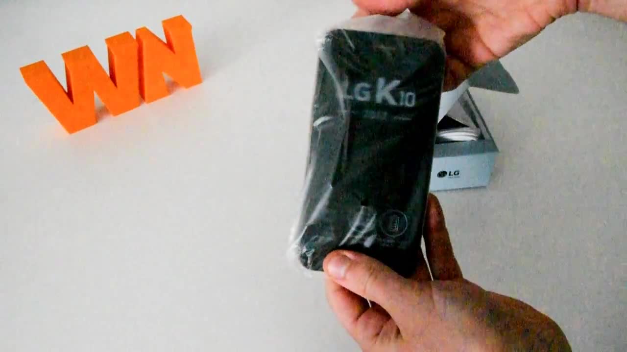 LG K10 (2017), unboxing