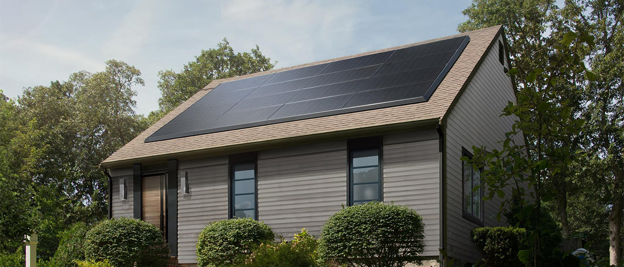 Tesla: pre-ordini per Solar Roof da aprile