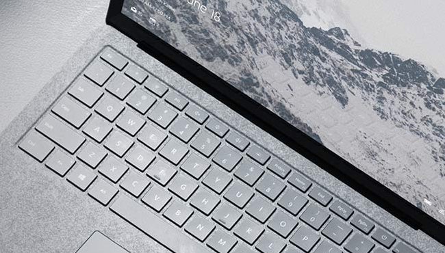 Microsoft Surface Laptop