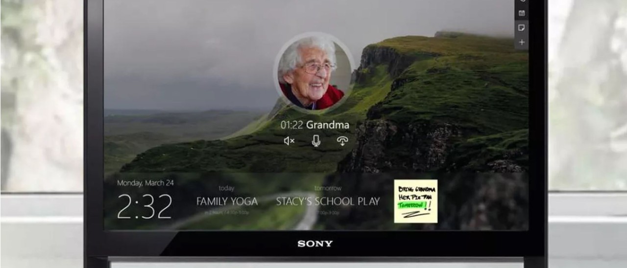 Microsoft, Windows 10 come baricentro della casa