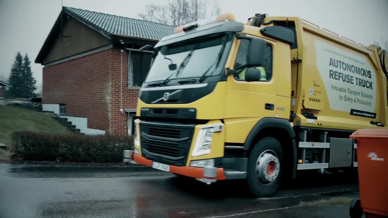 Camion self-driving per la raccolta dell'immondizia