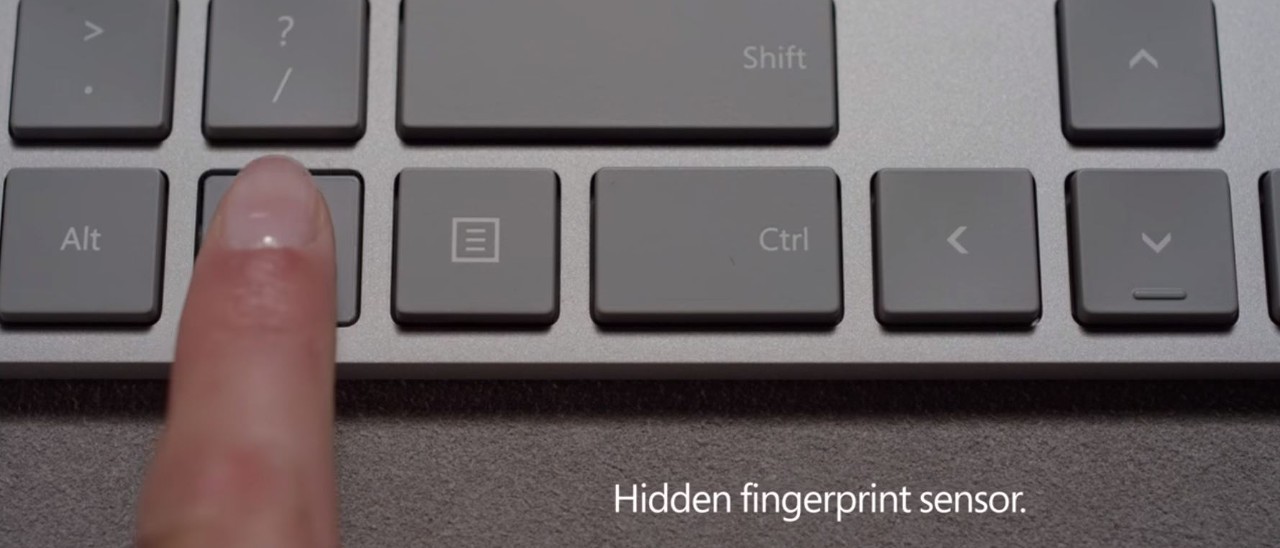 Microsoft, nuova tastiera con lettore di impronte