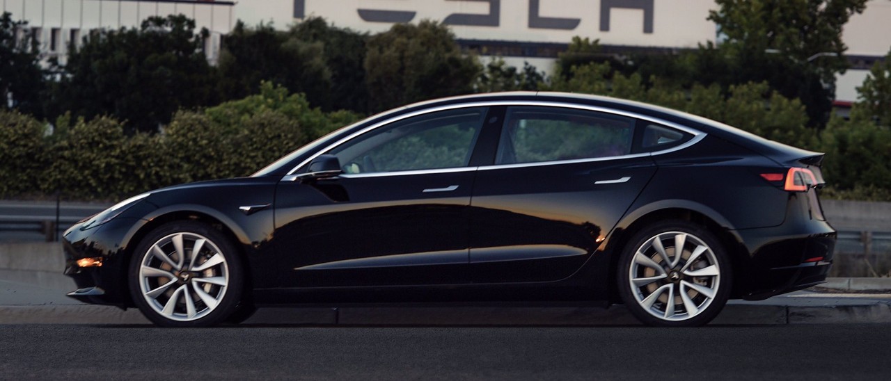 Tesla, ecco la prima Model 3