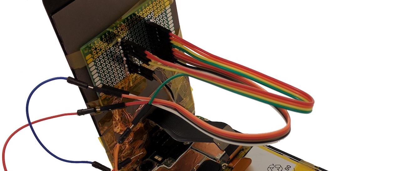 Schermo da riparare, possibile hacking hardware