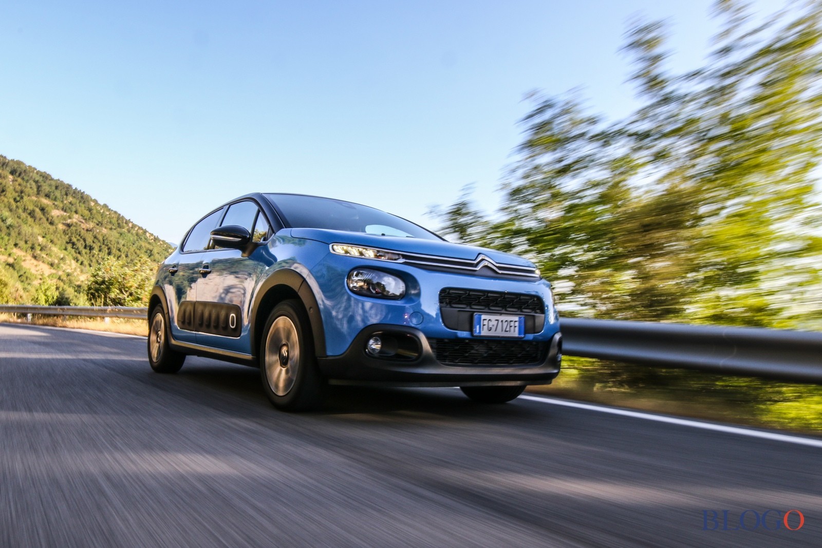 Citroen C3 con ConnectedCAM, l'auto diventa social