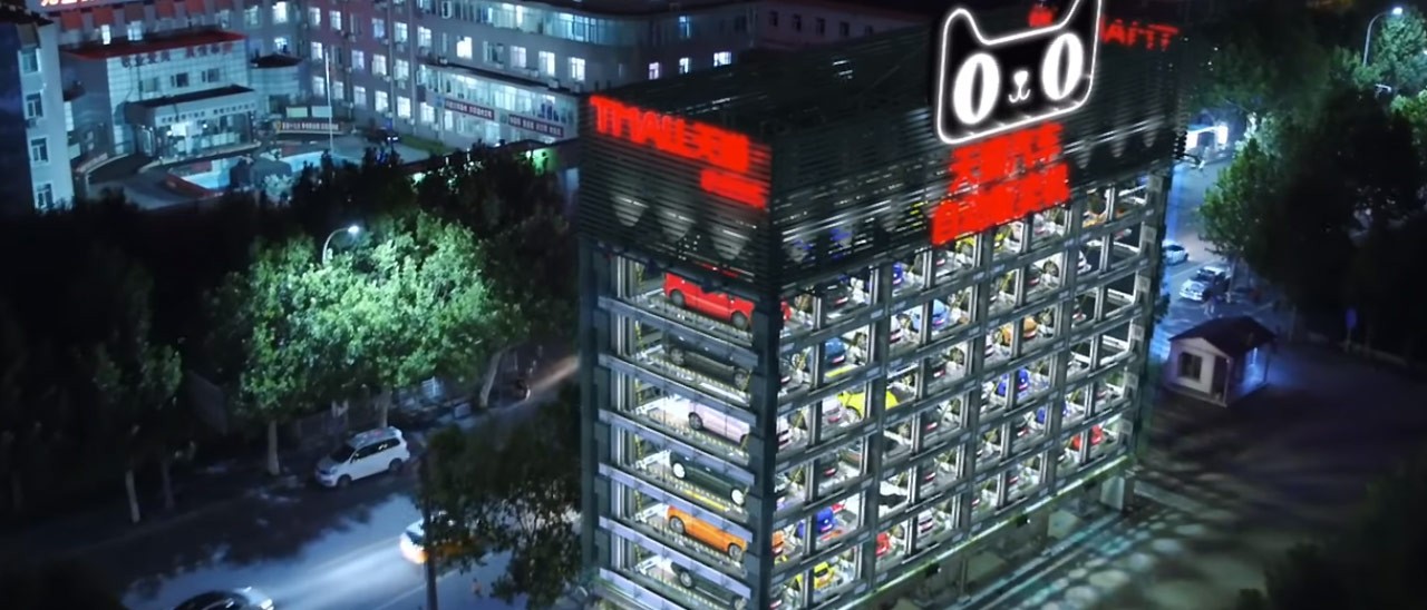 Il rivenditore automatico per le auto, in Cina