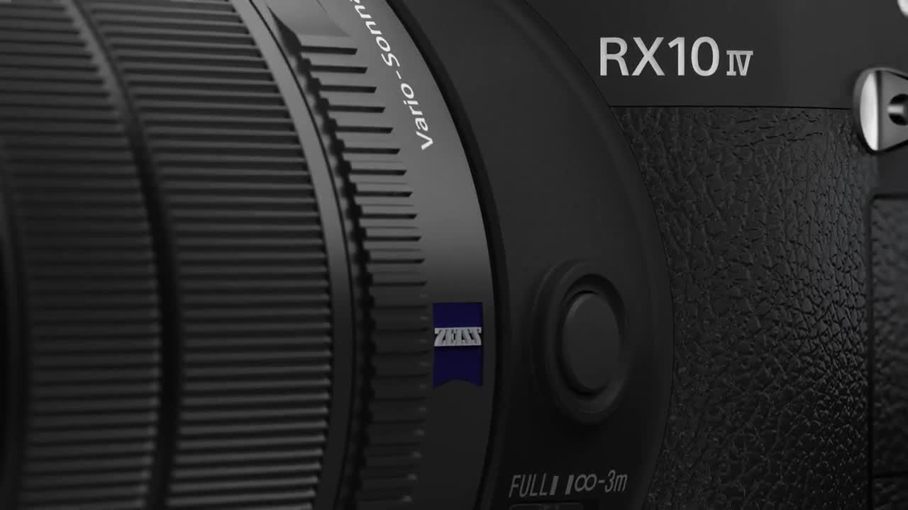 Sony RX10 IV: zoom da 600 mm e raffica a 24 fps