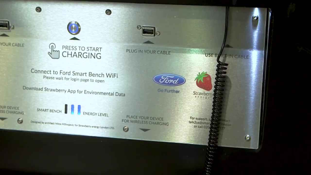 Ford presenta le Smart Benches di Londra