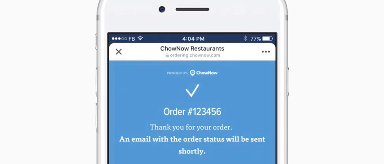 La pizza si ordina su Facebook