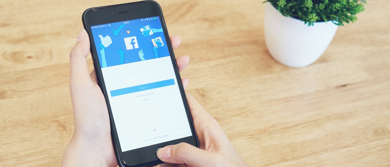 Facebook, una foto per verificare il profilo