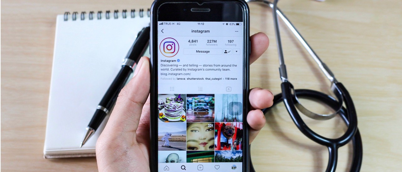 Instagram, come si ottiene adesso la spunta blu
