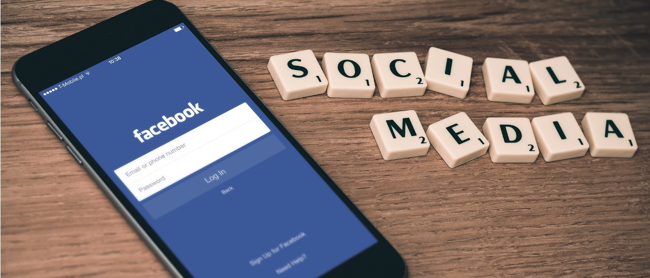 Facebook, crescono le richieste dei Governi