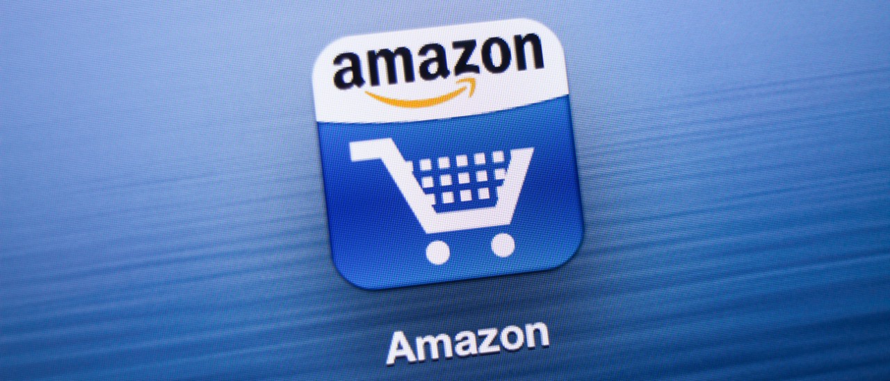 Amazon rimuove prodotti di stampo nazista