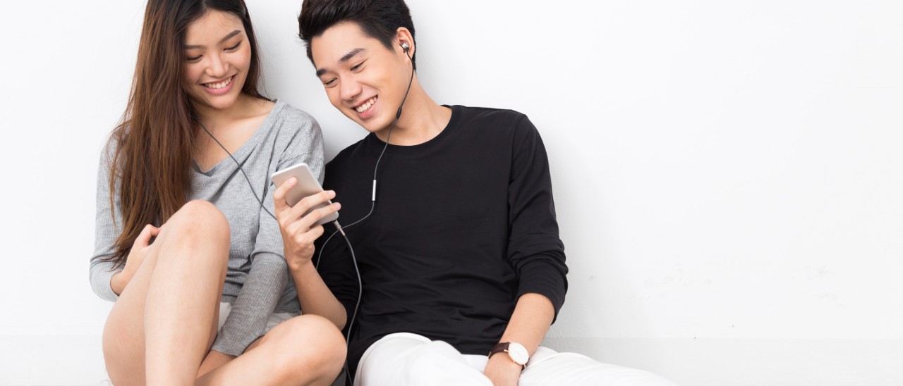 Facebook, musica nei video e novità Lip Sync Live