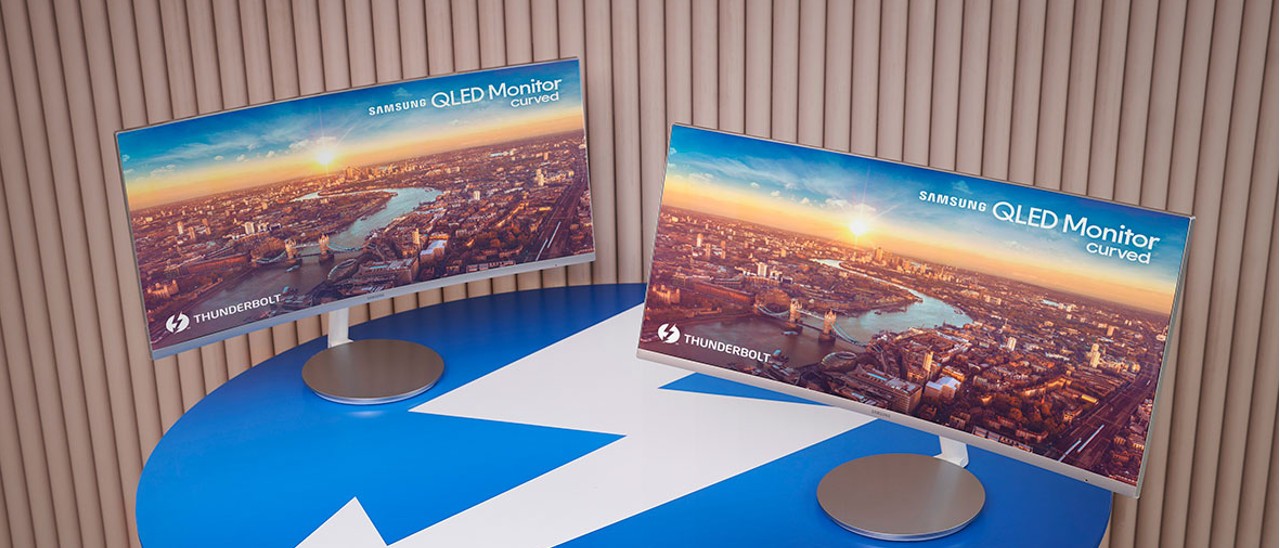 Samsung CJ791: display QLED con Thunderbolt 3